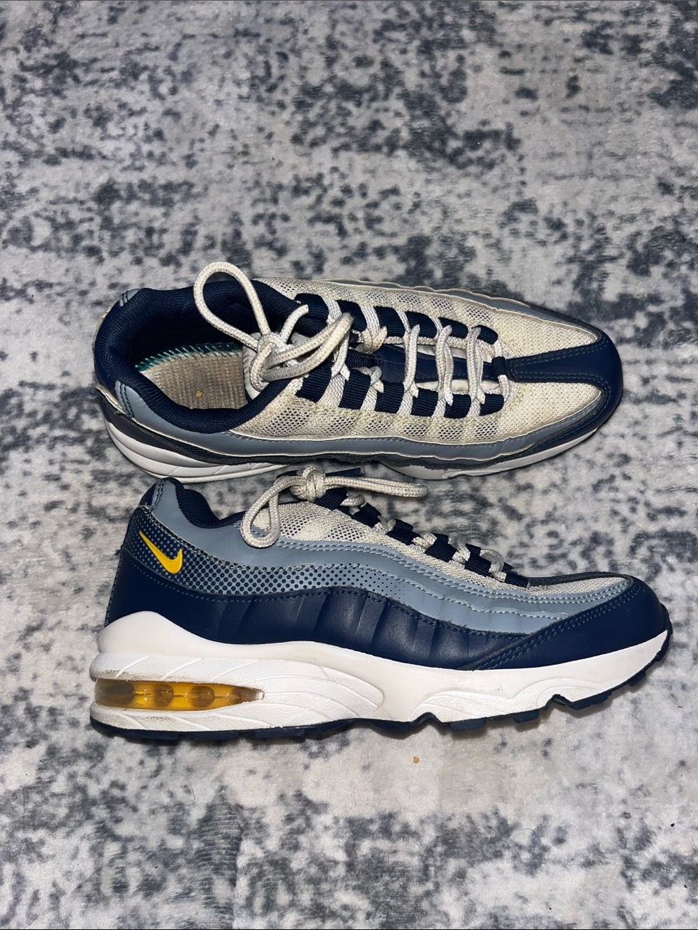 Nike Sneakers